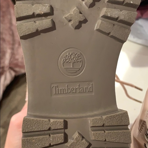 Timberland Pink Boots - Picture 3 of 4